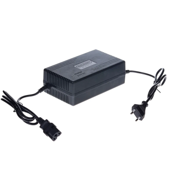 Зарядное устройство Rutrike Gelbert для свинцовых аккумуляторов 60V20A/H (3.0A)	